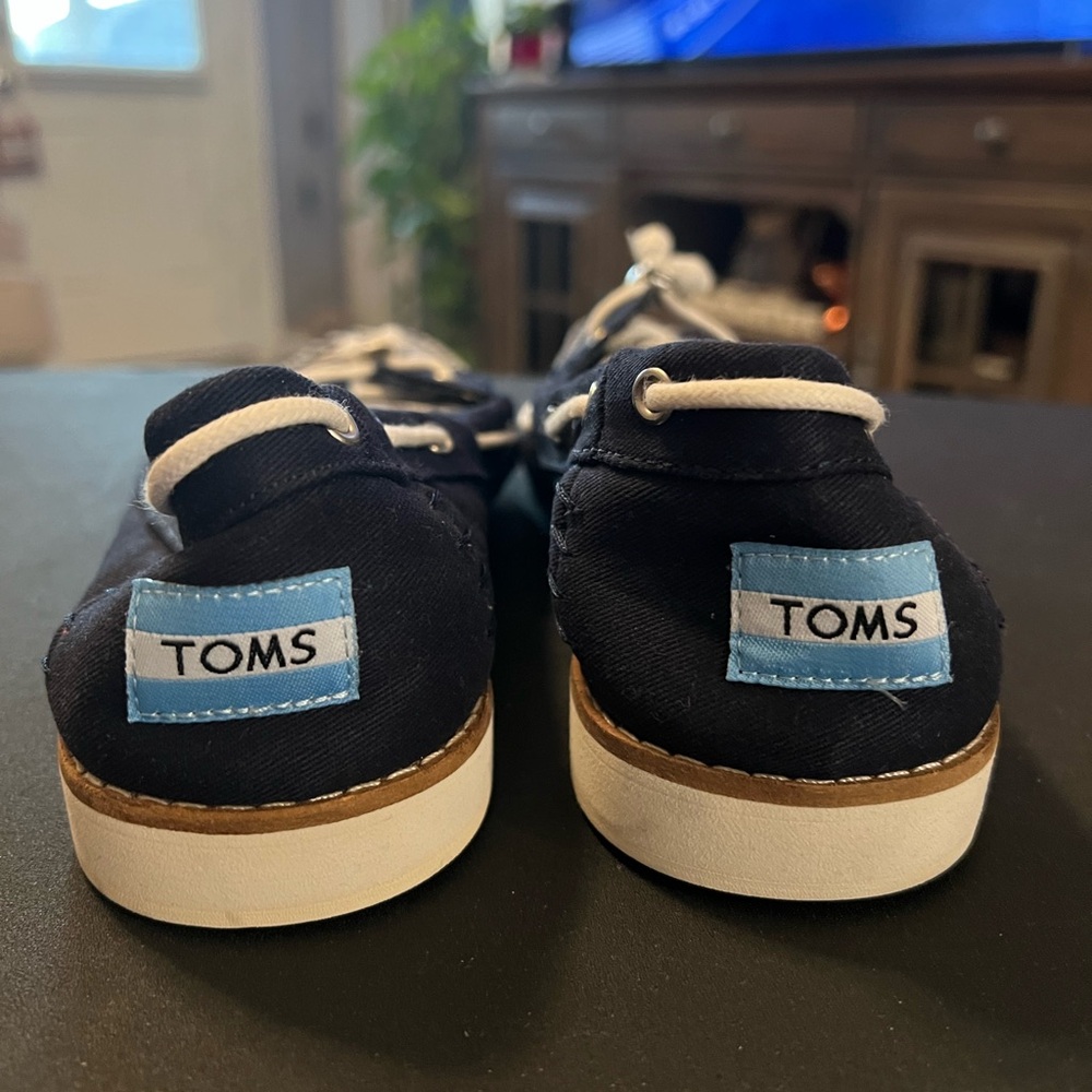 TOMS Navy Canvas Loafers with White Soles
